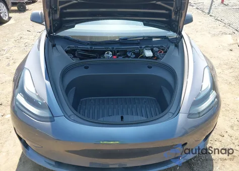 2023 Tesla Model 3 Performance Dual Motor All-Wheel Drive z USA, uszkodzony, nr VIN 5YJ3E1EC5PF487862